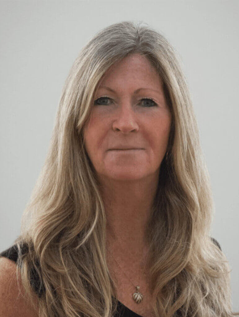 Eileen Chapman headshot